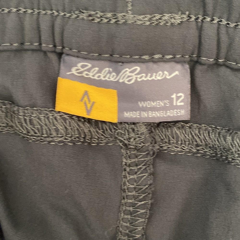 EDDIE BAUER SHORTS - Picture 5 of 7